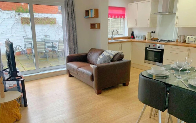 Bedford Road Garden Apartment