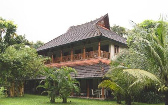 Indian Summer House