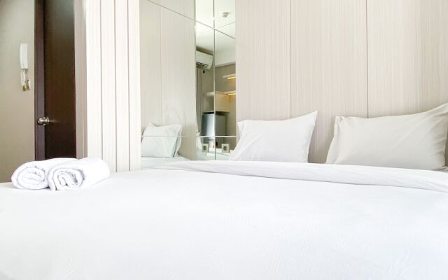 Simple And Cozy Living Studio Transpark Cibubur Apartment
