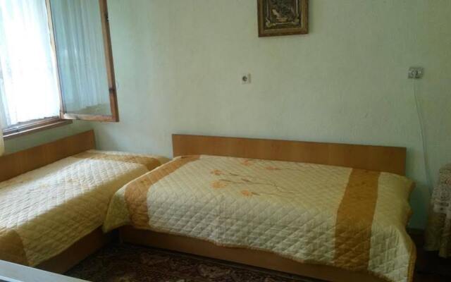 Elena Guest House