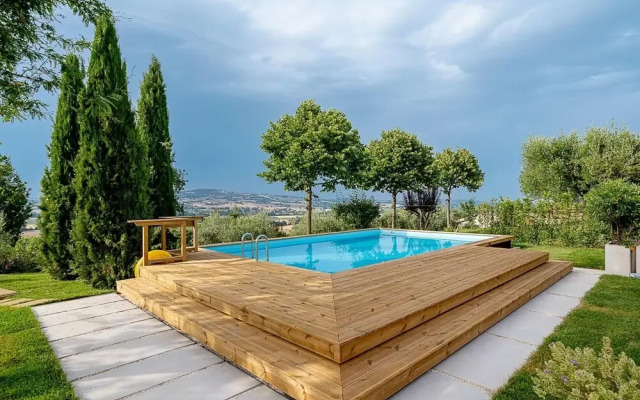 Spacious Stay in Montelupone