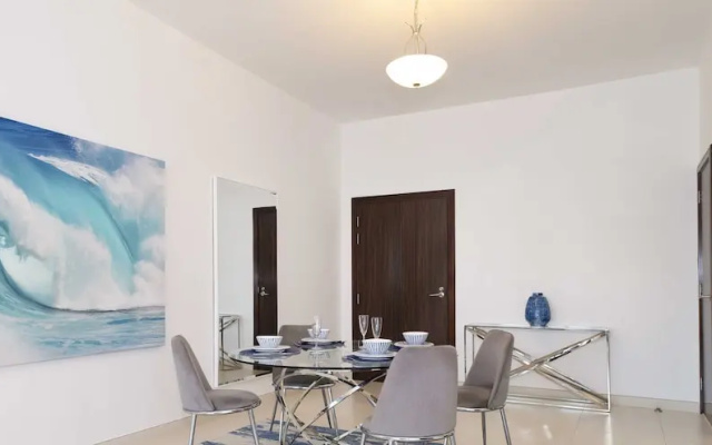 LUX Opulent Island Suite View 7