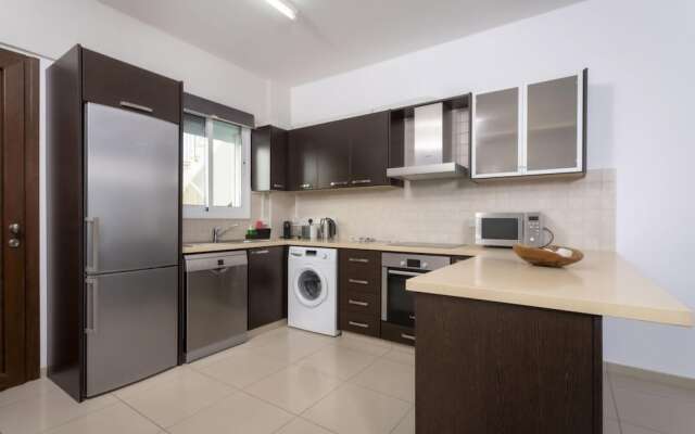 Bay View Gardens Apt 3