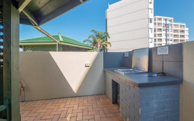 Burleigh Surf Apartments