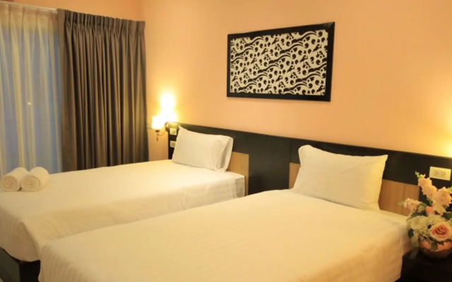 Phuket Chinoinn Hotel