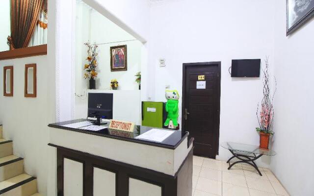 OYO 2595 Lumungga Residence Syariah