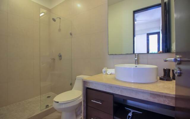 Condo with Wellness Center by Olahola