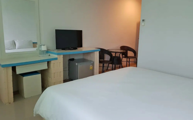 Prachuap Saam Ao Hotel