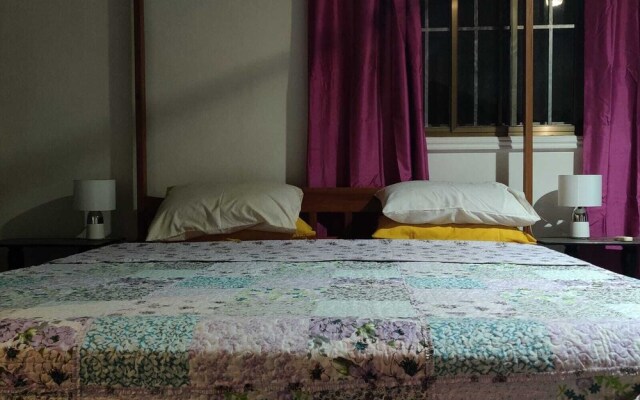 Simple Welcoming 4-bed House in North Legon Ext