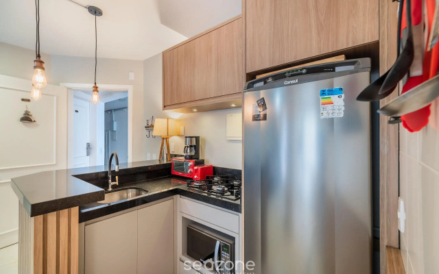 Apto moderno e confortável perto da praia JSR112