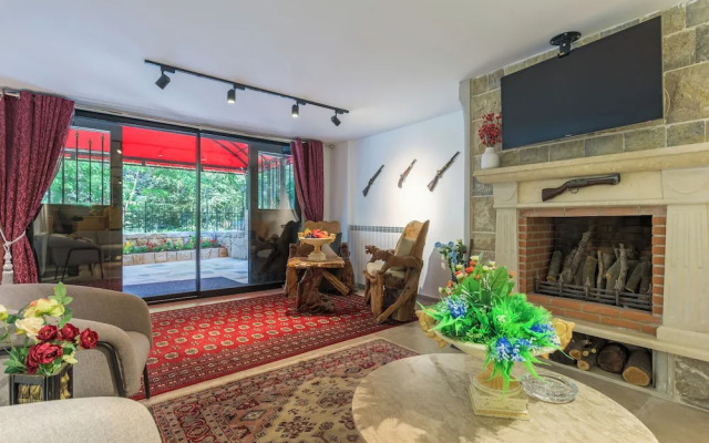 Pearl of Faqra Studios & Apartments