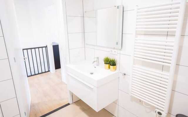 Serviced 3BR Apartment in Utrecht