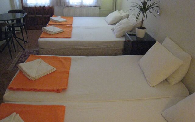 Paris Hotel