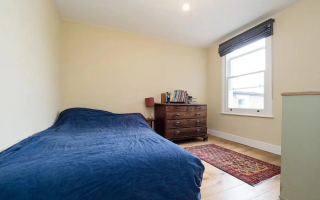 Lovely 4 Bedroom Terraced Family Home