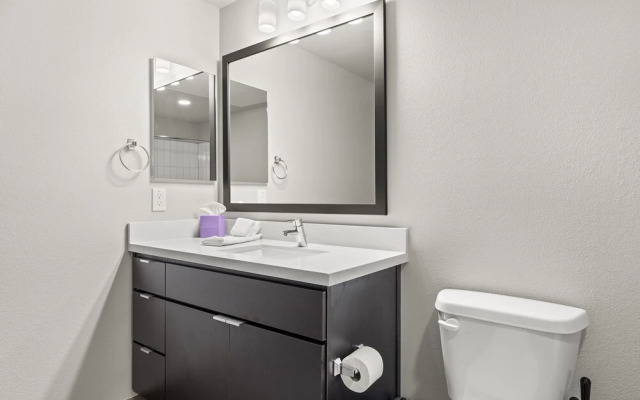 CozySuites at Westgate