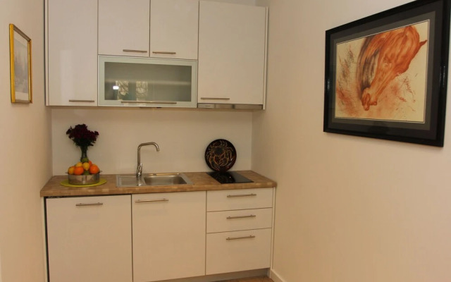 Apartment House Vitaic