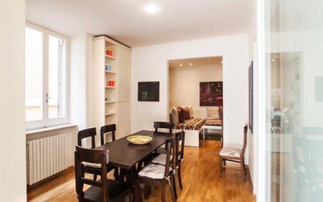 Apartment with terrace near Piazza Navona