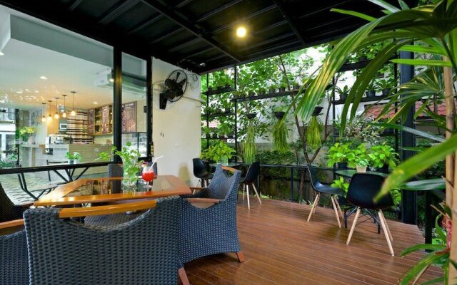 BB House Mini Suite Hotel