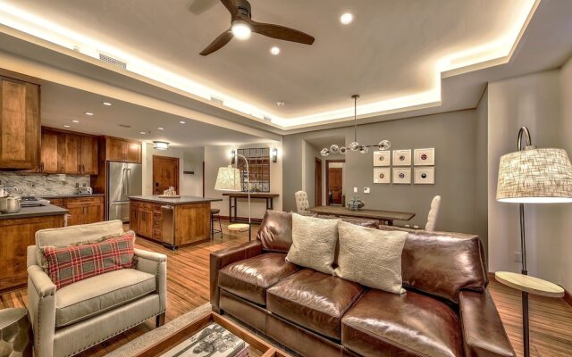 Steps From Heavenly Village & Gondola-luxury 3br 3 Bedroom Condo by RedAwning