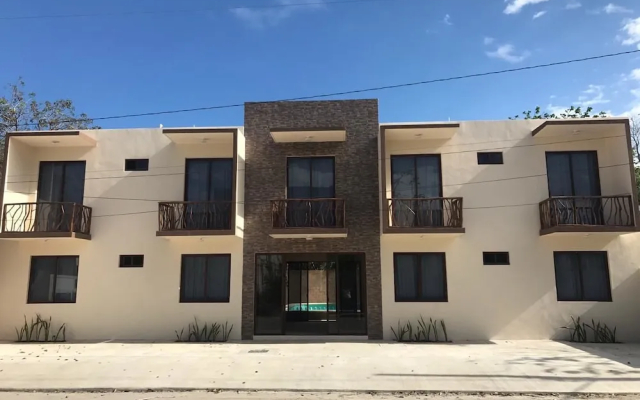 Xunaan Hotel