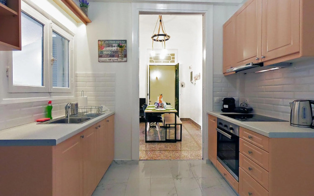 Neoclassical House with Unique Athenian Yard (nearby metro station)