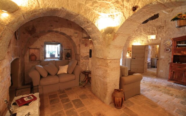 TD Trulli di Montaltino with Stunning Huge Pool