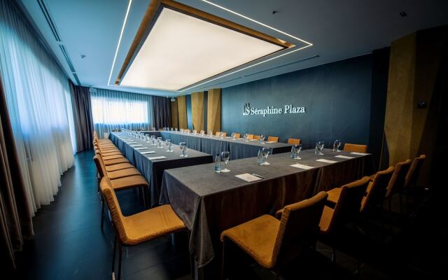 Hotel Seraphine Plaza