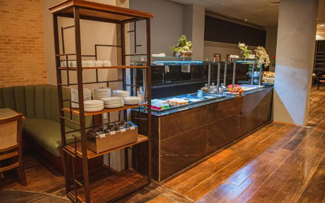 San Diego – Lourdes Suites