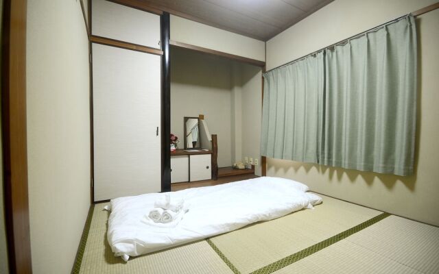 Samurai Apartment