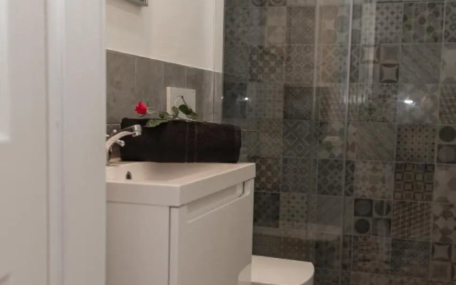 Apartment Florenc with 3-bathrooms & bedrooms