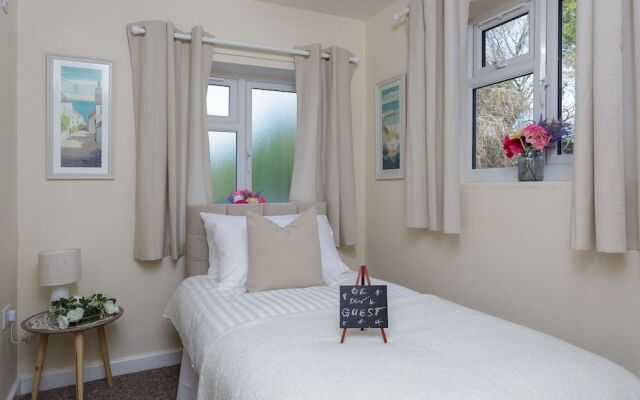 Luxury Burgess Apartments