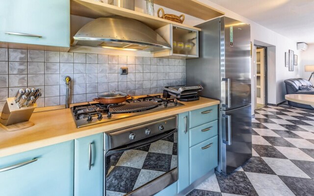 Awesome Apartment in Pula With Wifi and 2 Bedrooms