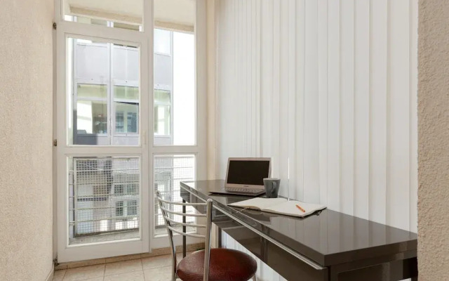Krypska Apartment Warsaw by Renters