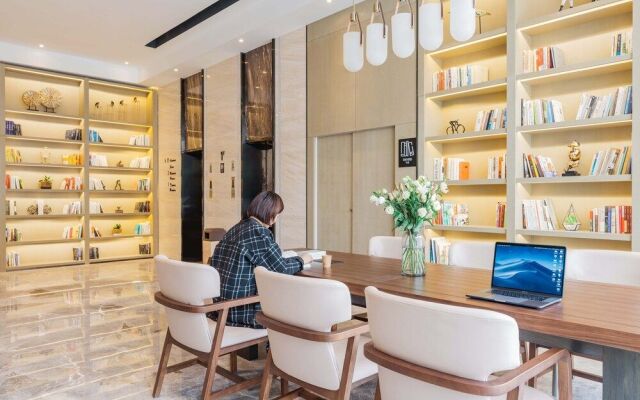 Atour Hotel Nanjing South Railway Station Shengtai