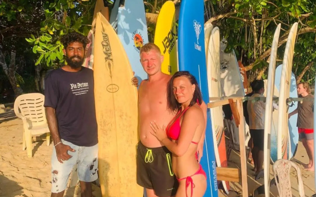 Riko surf House Hiri