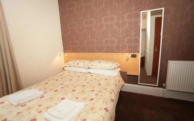 McLays Guest House