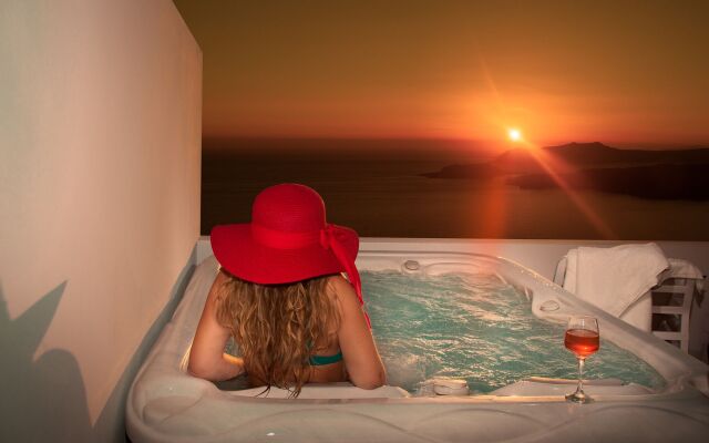 May Seven Suites - Adults Only