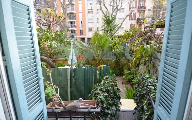 Appartement 2 pièces terrasse by MyNice