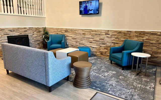 Clarion Suites Anchorage Downtown