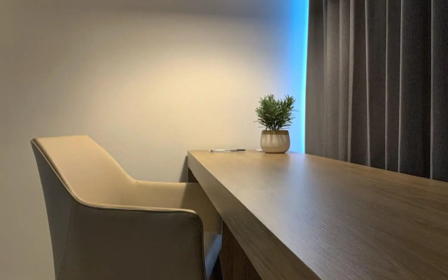B'S Suites