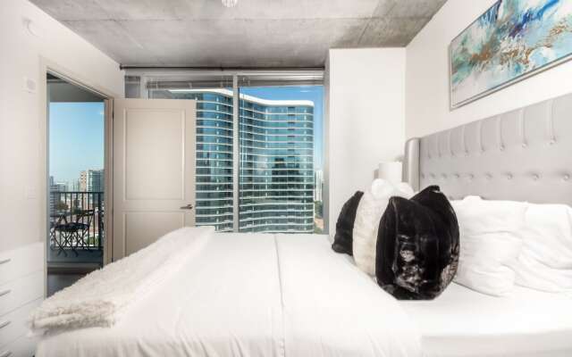 CHIC COLLECTION by NOHOTEL on 6th Street