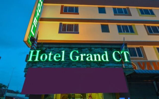 Capital O 516 Grand CT Hotel
