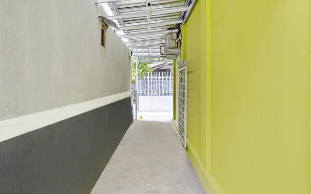 Dewi Guest House Syariah by Oyo