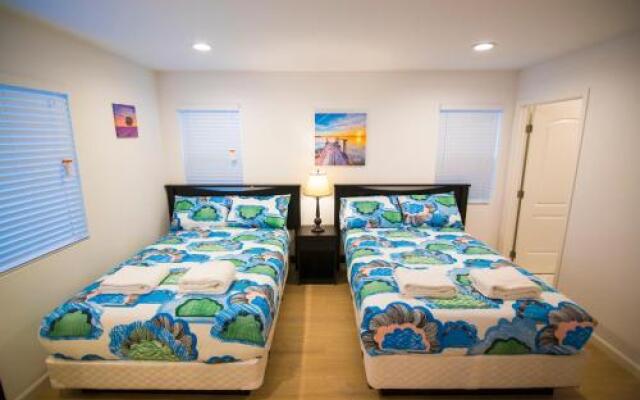 Los Angeles RoomRentals LAX