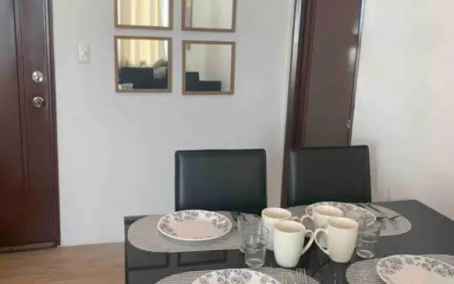 Lovely 1 Bedroom Condo with Balcony