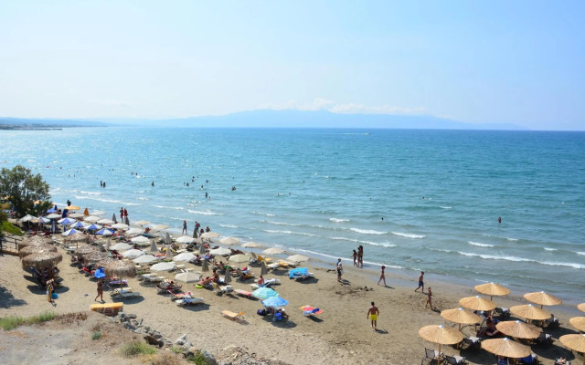 Elia Agia Marina Hotel