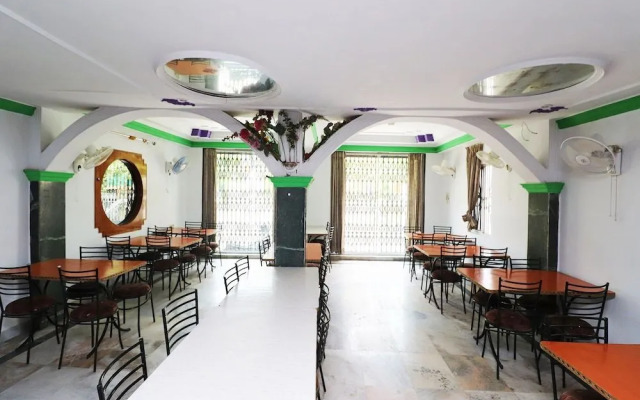 Hotel Jeevak International by OYO Rooms