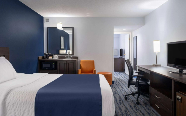 Travelodge Suites by Wyndham Saint John