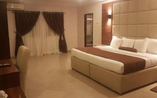 Presken Hotels @ Opebi, Lagos