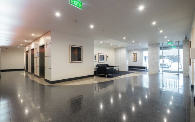 Mega Style Apartments Capri – Lobby – Melbourne